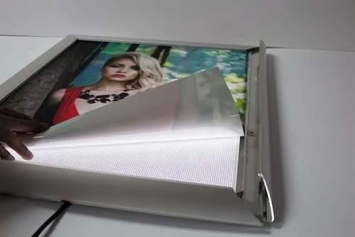 لایت باکس - کاماپرس