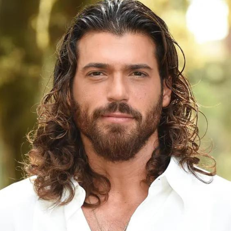 Can Yaman-کاماپرس