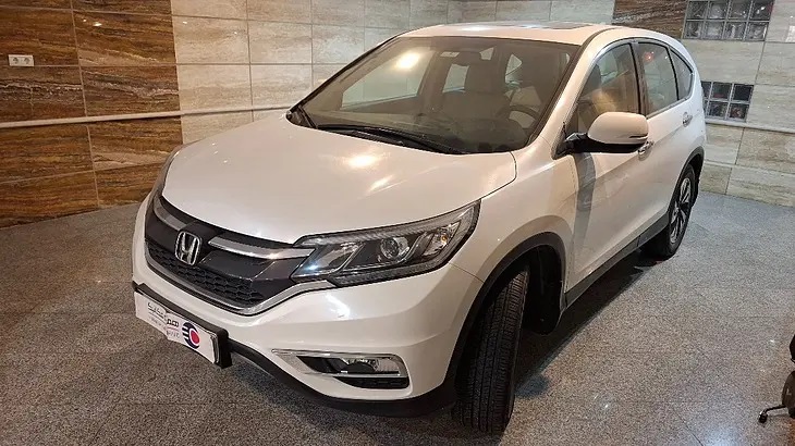 قیمت خودرو کارکرده هوندا CR-V دنده اتومات با کارکرد حدود 80 هزار کیلومتر-کاماپرس