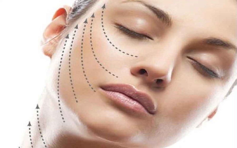 لیفت صورت با جراحی - کاماپرس