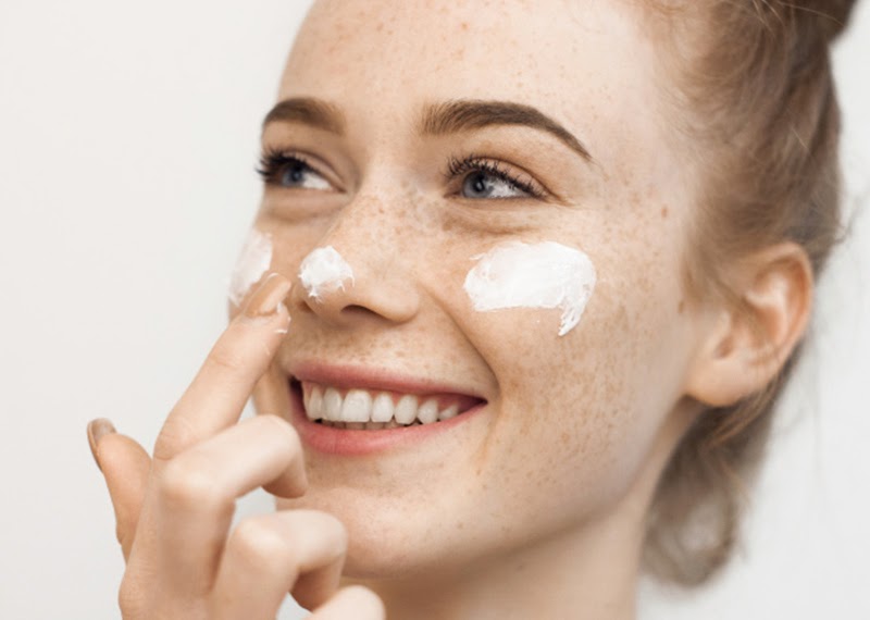 کرم ضد آفتاب ضد لک؛ نیاز یا ضرورت -کاماپرس