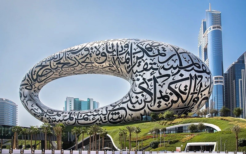 خرید تور دبی پرواز امارات - کاماپرس