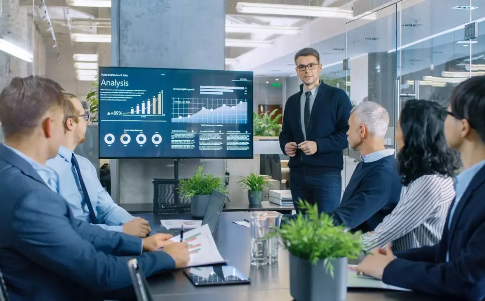 استخدام مدیر مالی-کاماپرس