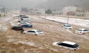 خشم مادر طبیعت در عمان / سیل مرگبار جان چند نفر را گرفت؟