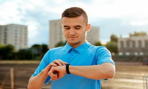 پرفروش ترین ساعت هوشمند با صفحه مربع + قیمت