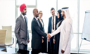 مزایا و معایب ثبت شرکت در امارات