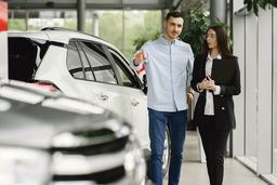 ۸ عامل موثر بر قیمت خودرو