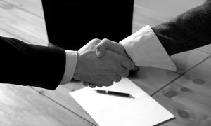 مشارکت 300 میلیون یورویی بانک ملت در گسترش خطوط انتقال نفت