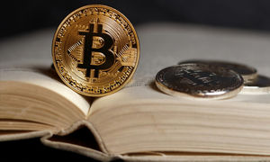 قیمت بیت کوین روز 5 تیر ماه 1401/ کندل هفتگی مثبت بسته می شود؟