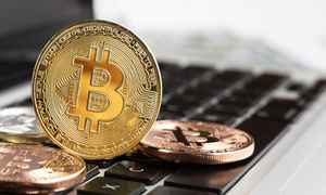 قیمت بیت کوین روز 2 تیر ماه 1401/ نظرات مختلف درباره آینده رمزارز معروف