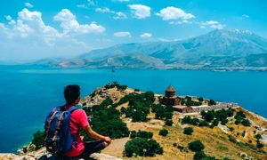 بهترین تور زمینی وان در شهریور 1401