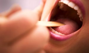 پزشکان متخصص بیماری های دهان فک و صورت چه خدماتی ارایه میکنند؟