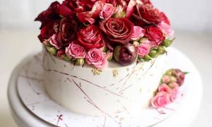 خرید اینترنتی شیرینی و هر آنچه باید درباره آن بدانیم