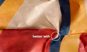 تبلیغ درخشان پپسی با تمسخر کوکاکولا + عکس