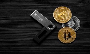 مقایسه کیف پول سخت افزاری با نرم افزاری، آیا ارزشش را دارد؟