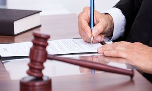 اهمیت تنظیم دادخواست توسط یک وکیل مجرب