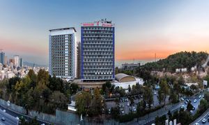 هتل پارسیان استقلال در یک نگاه + قیمت روز واحدهای اقامتی هتل