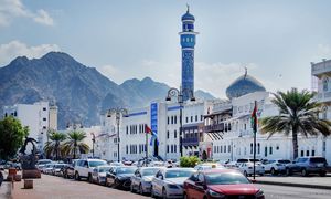 قوانین مهاجرت کاری و تحصیلی به عمان