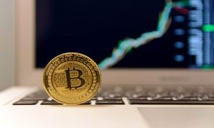 قیمت روز بیت کوین 16 شهریور 1402/ قرارگیری رمزارز معروف در تقاطع مرگ