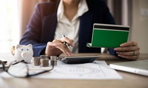 وام 50 میلیون تومانی بانک آینده با اقساط 2 میلیون تومانی