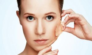 5 سرم لایه بردار پرفروش برای افزایش شفافیت پوست