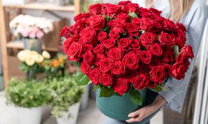 چطور دسته گل رز را آنلاین سفارش دهیم؟