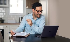 لپ تاپ ایسوس را از لپتاپیفای بخریم یا لیپک؟