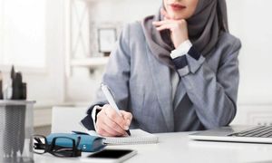 5 شغل دفتری با حقوق بالای 20 میلیون تومان برای خانم‌ها