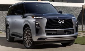 لکسوس ال ایکس هیبریدی ۲۰۲۵ پا به خیابان گذاشت (ویدیو)