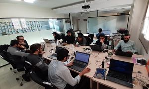 حمایت از استعدادهای نسل جدید با مکتب شریف