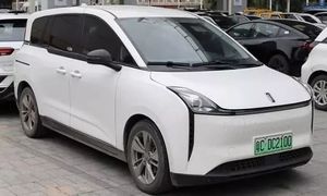 فروش اقساطی خودرو برقی بستیون و یک محصول دیگر ایران خودرو آغاز شد