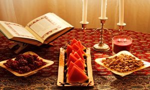 چگونه سفره شب یلدا را با ارزان ترین قیمت و زیبا بچینیم؟