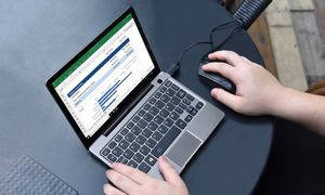 بهترین گزینه برای خرید لپ تاپ جمع و جور + قیمت