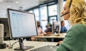 از تماس‌ های بی‌ نتیجه تا فروش موفق؛ CRM فرادیس چطور قیف فروش شما را بهینه می‌ کند؟