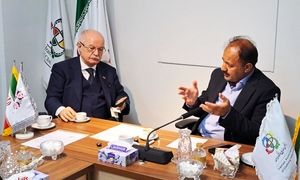 مهم ترین چالش های صنعت پوشاک کشور از نگاه جمعی از فعالان (ویدیو)