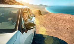 خدمات اجاره خودرو اتو آرمین غرب، لذت رانندگی با پژو ۲۰۶ و ۲۰۷