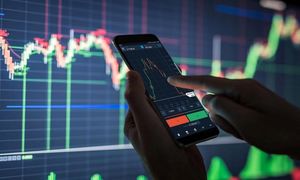 معاملات فیوچرز (Futures Trading) – تفاوت بازار آتی با معاملات اسپات (Spot)