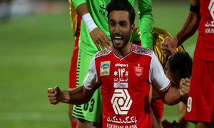 بانک گردشگری از کارت هواداری پرسپولیس رونمایی کرد