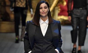 مونیکا بلوچی در 56  سالگی صنعت مد را غافلگیر کرد